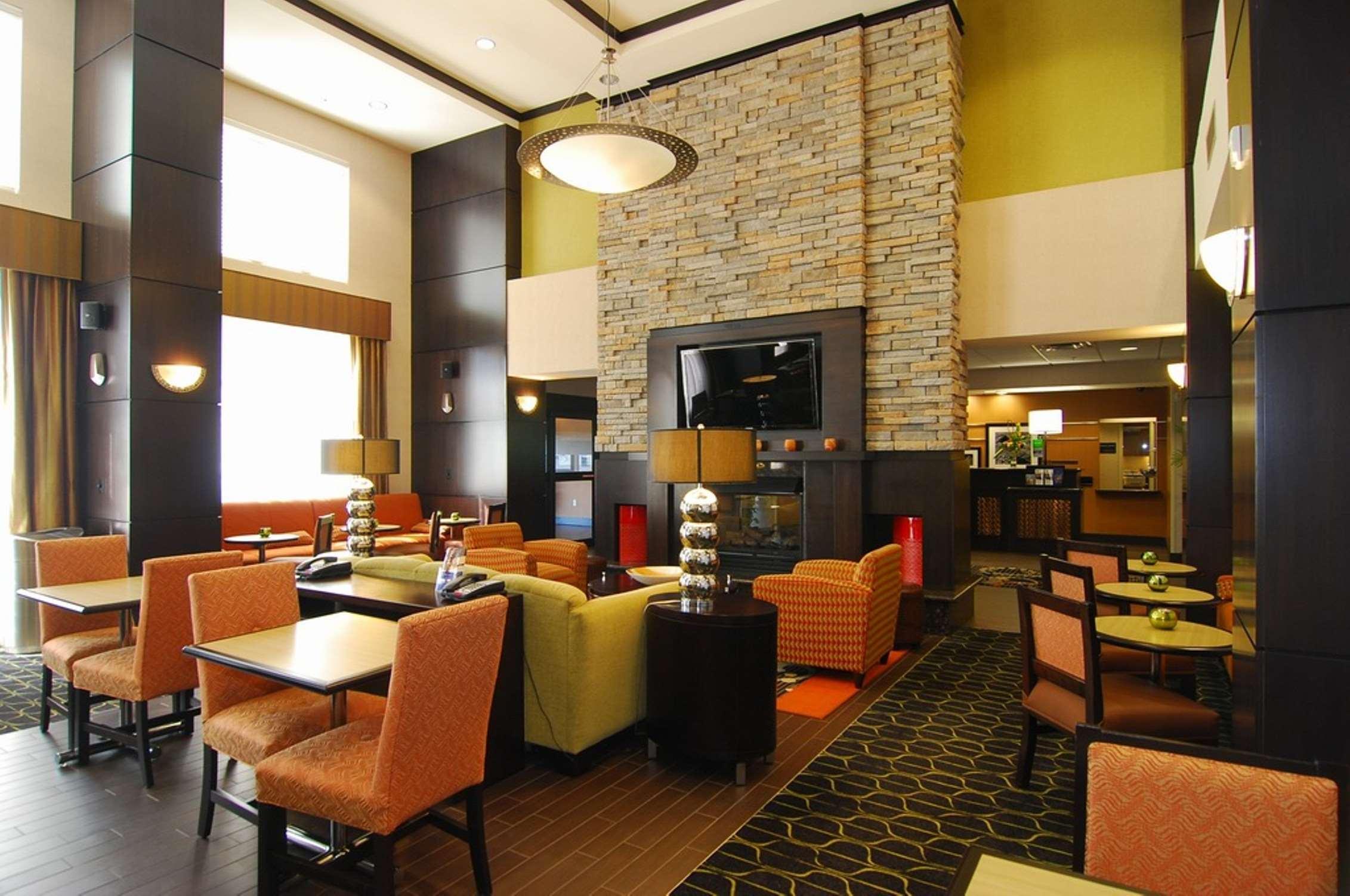 塔尔萨/卡图萨汉普顿酒店及套房 餐厅 照片